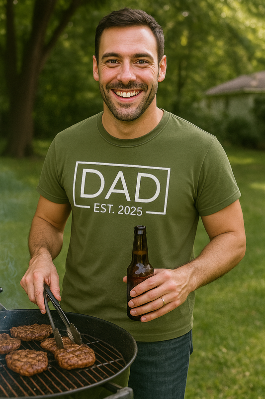 Dad Est. 2025 T-Shirt | Gift for New Dads | Unisex Casual Tee | Father's Day, Birthday, Pregnancy Announcement